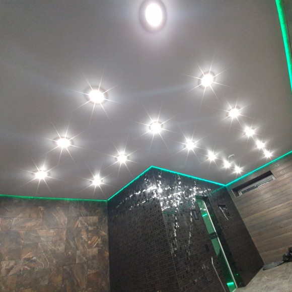 Парящие и контурные потолки