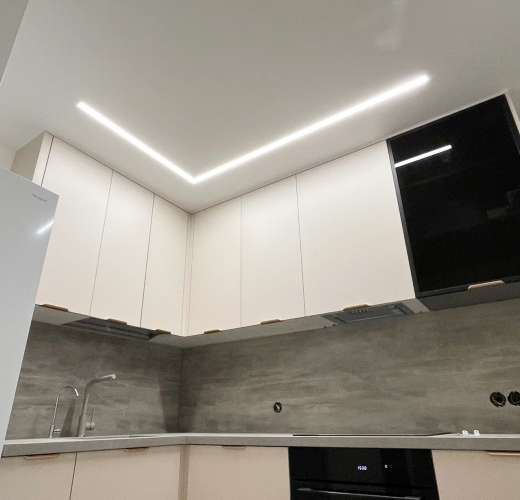 Глянцевые потолки