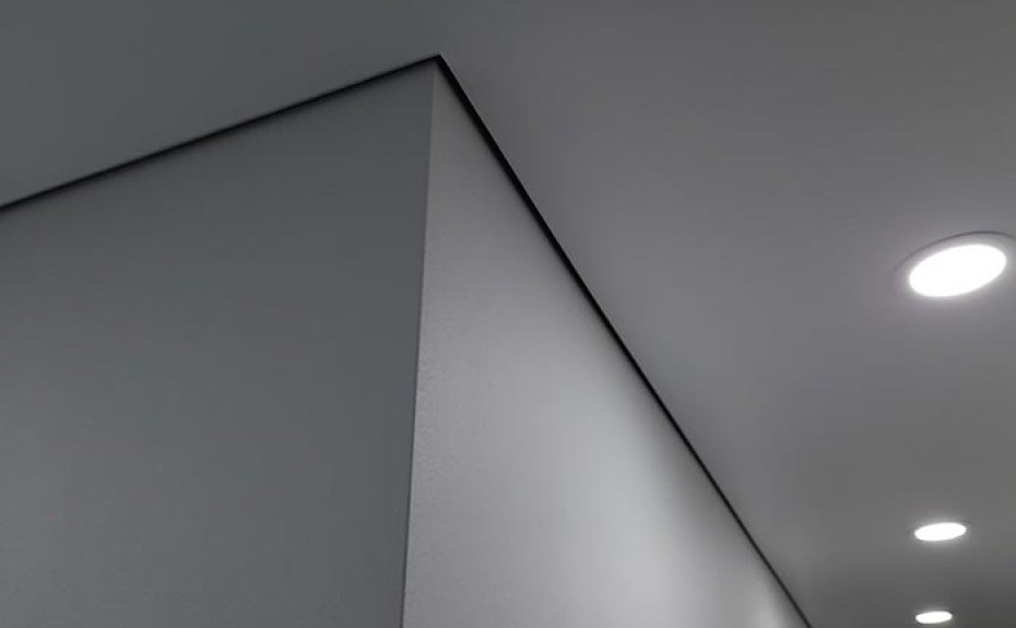 Теневое примыкание к стене